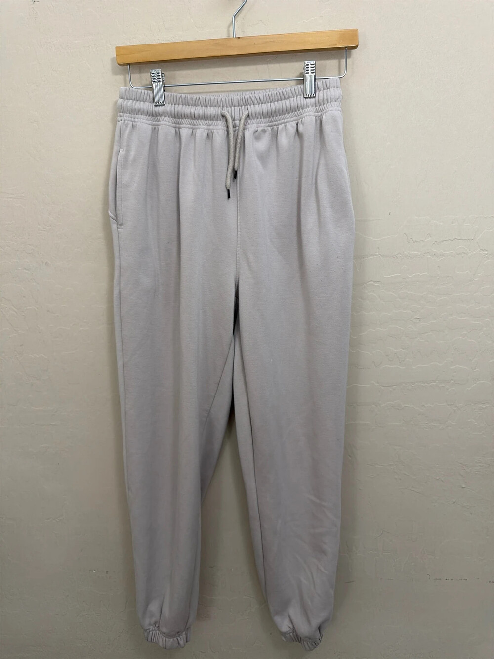 In Good State light beige sweat pants, Sz M